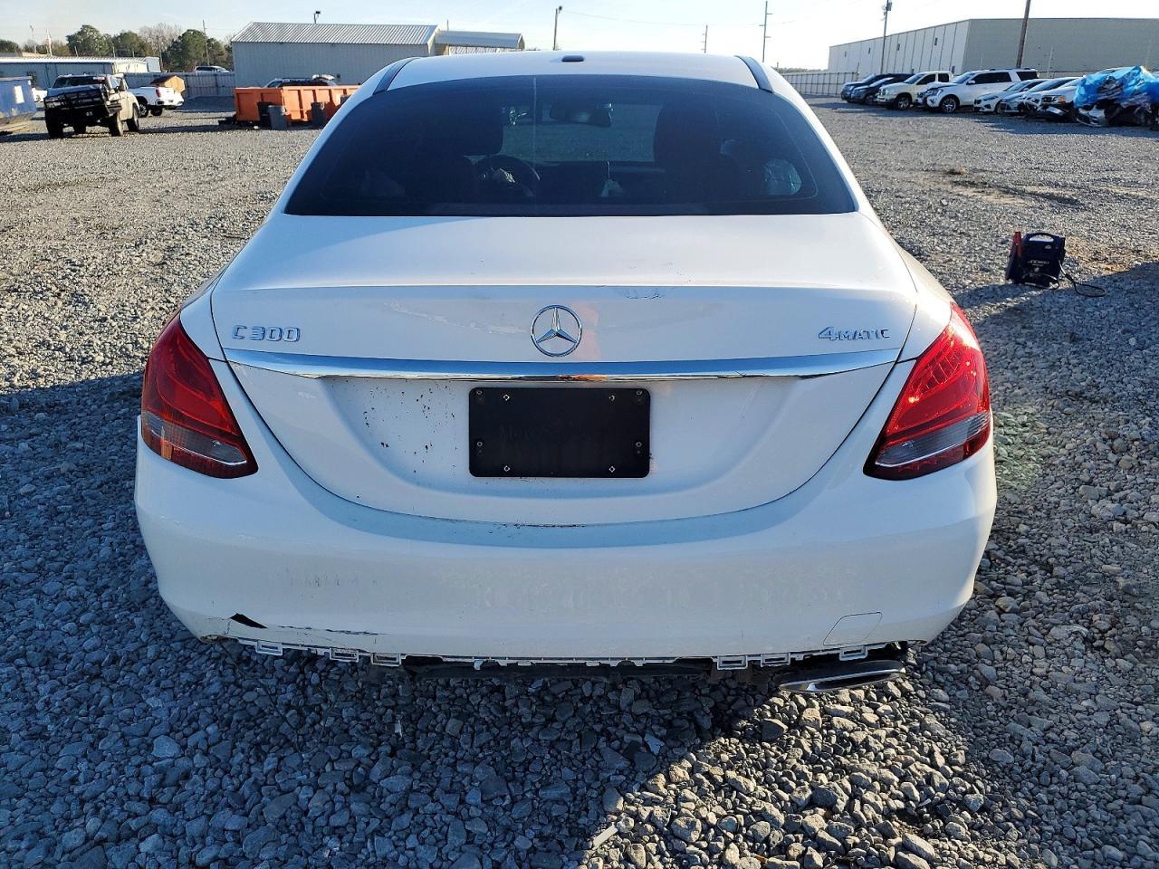2018 Mercedes-Benz C 300 4Mat - zdjęcie 6