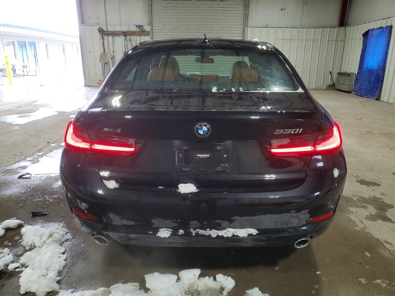 2022 BMW 330Xi - zdjęcie 6