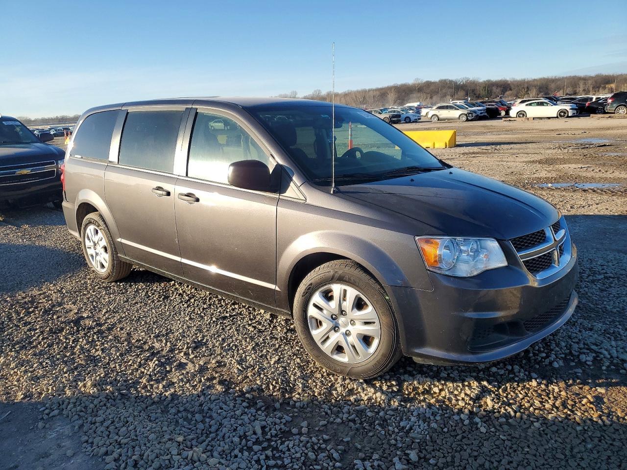2019 Dodge Grand Caravan Se - zdjęcie 4