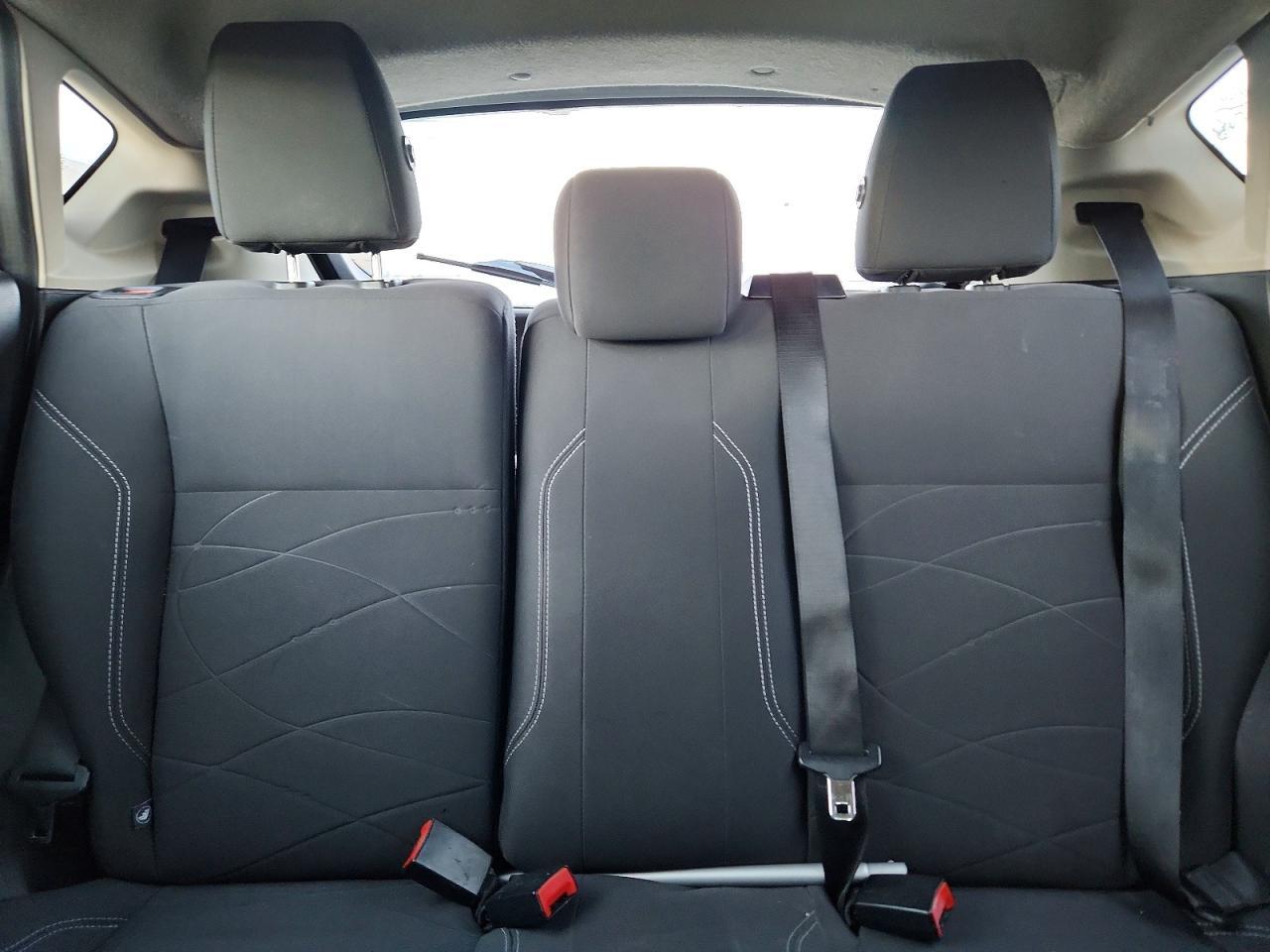 2014 Ford Fiesta Se - zdjęcie 10