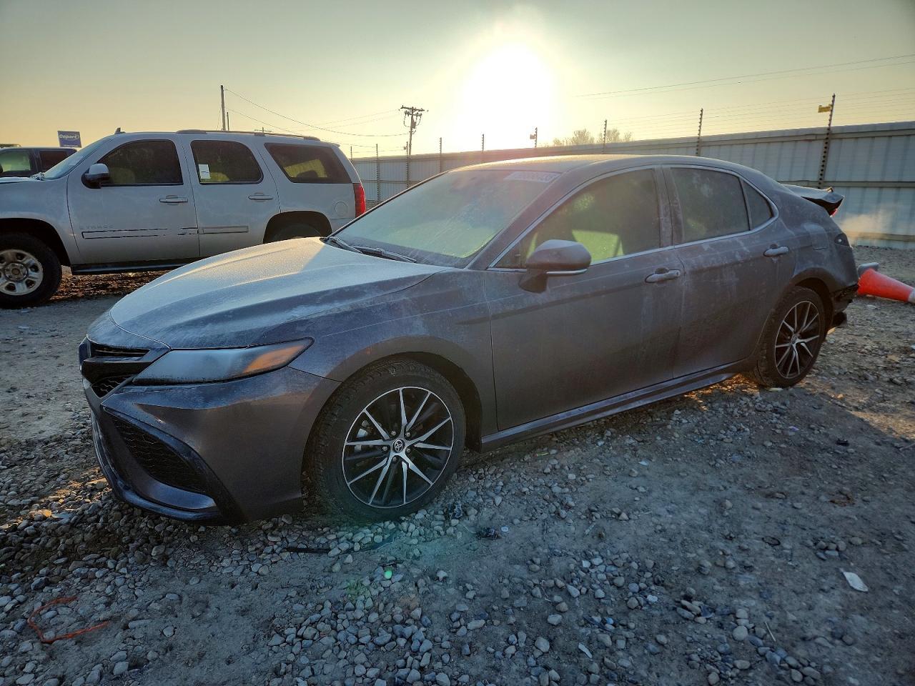2024 Toyota Camry Se - zdjęcie główne
