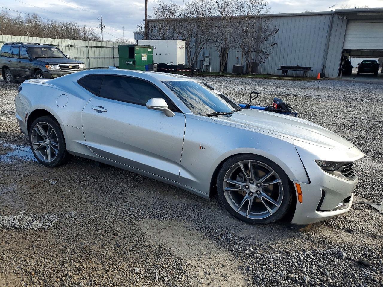 2019 Chevrolet Camaro Ls - zdjęcie 4