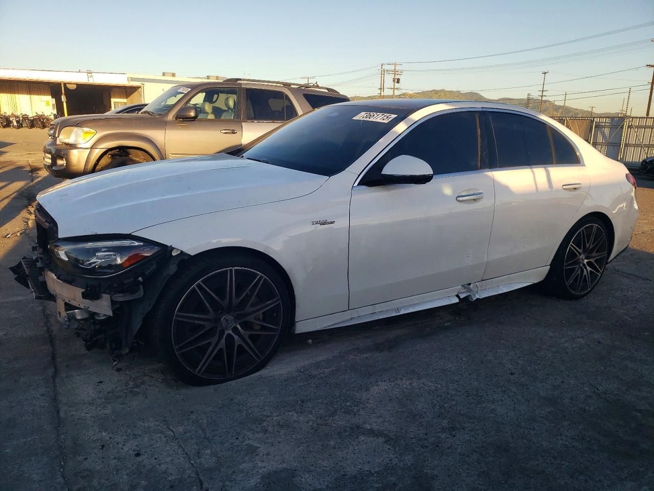 2023 Mercedes-Benz C 43 Amg - zdjęcie główne