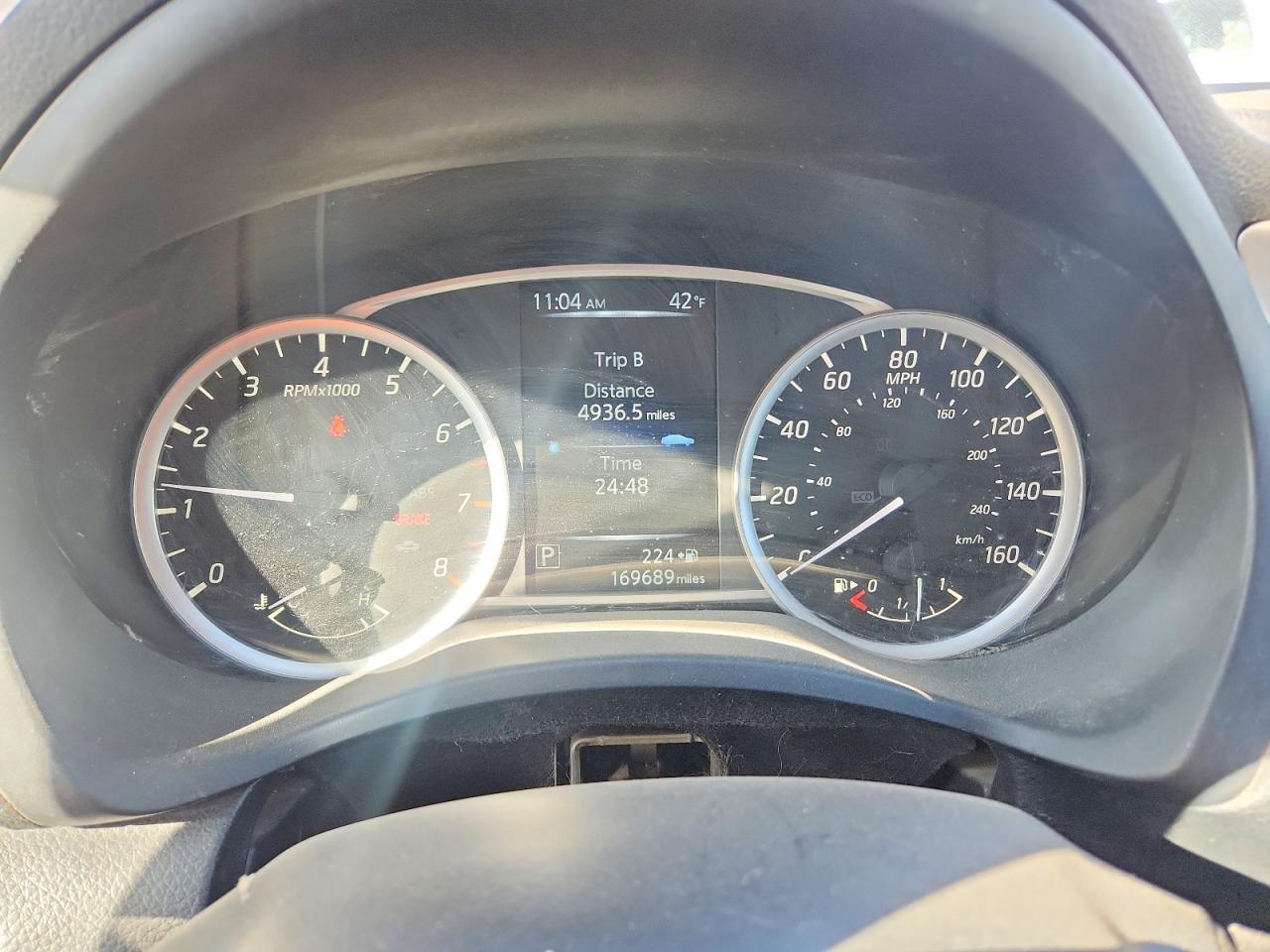 2017 Nissan Sentra S - zdjęcie 9