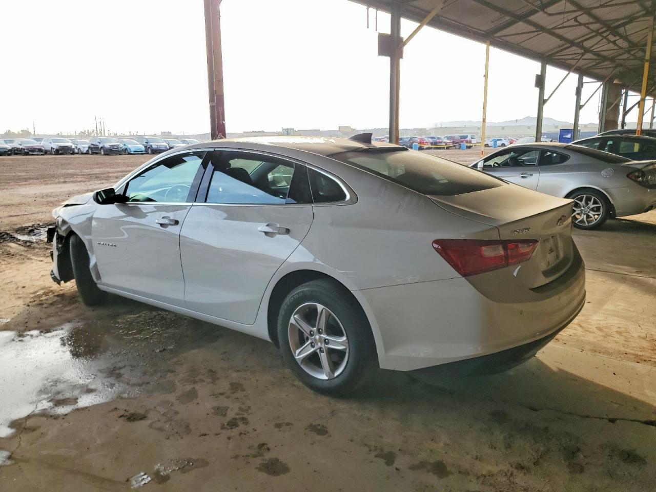 2024 Chevrolet Malibu Ls - zdjęcie 2