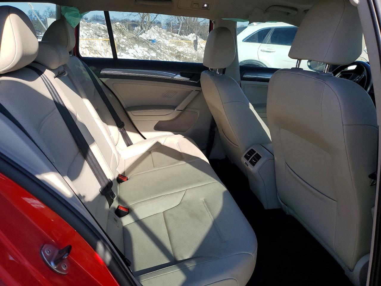 2017 Volkswagen Golf Alltrack S - zdjęcie 10