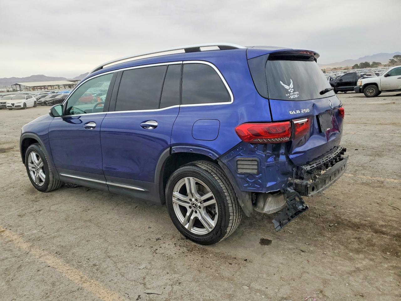 2020 Mercedes-Benz Glb 250 - zdjęcie 2