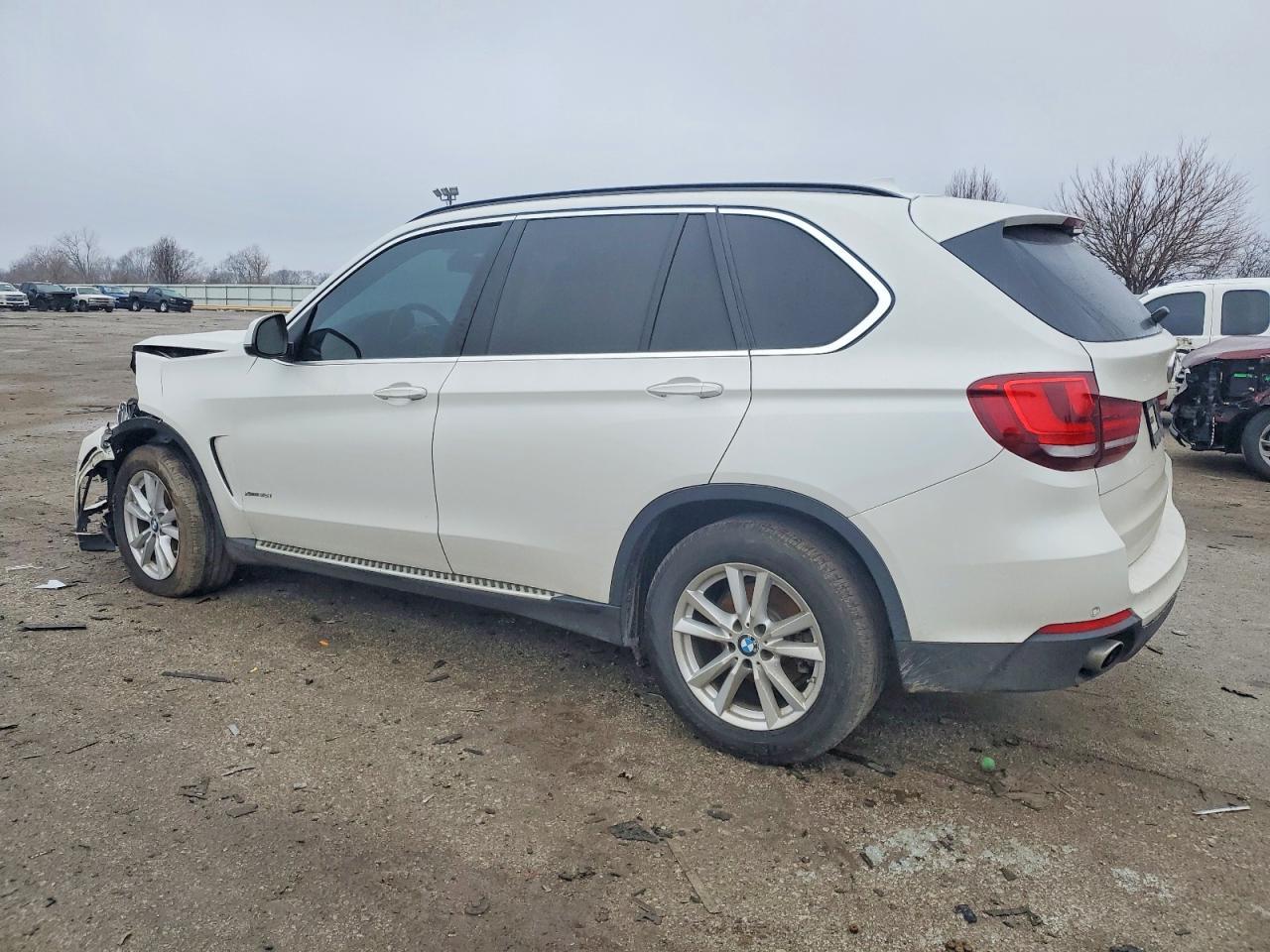 2015 BMW X5 xDrive35I - zdjęcie 2