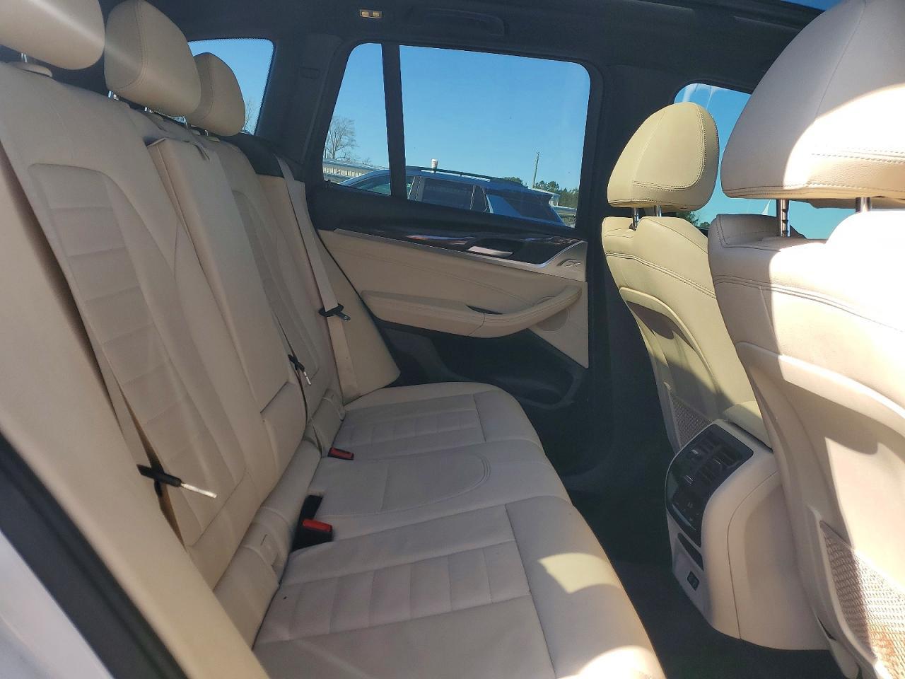 2020 BMW X3 xDrive30I - zdjęcie 11