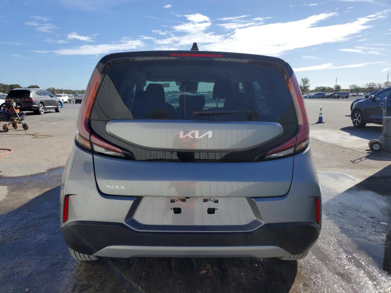 2025 Kia Soul Lx - zdjęcie 6