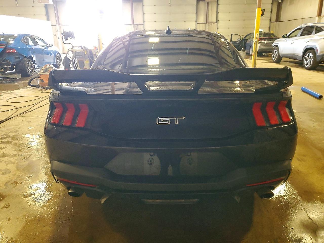 2024 Ford Mustang Gt - zdjęcie 6