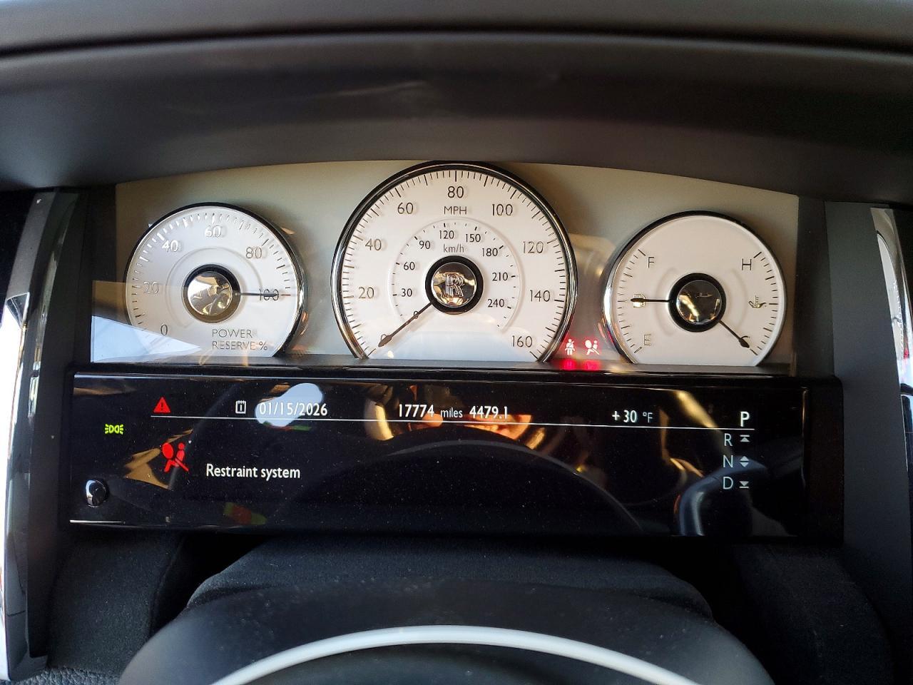 2019 Rolls-Royce Ghost - zdjęcie 9