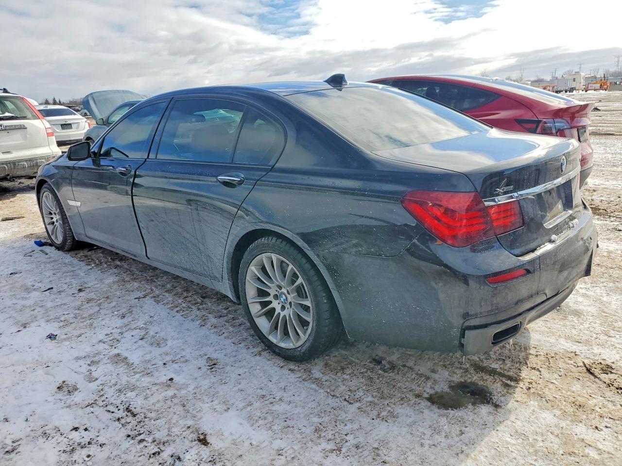 2013 BMW 750 Lxi - zdjęcie 2