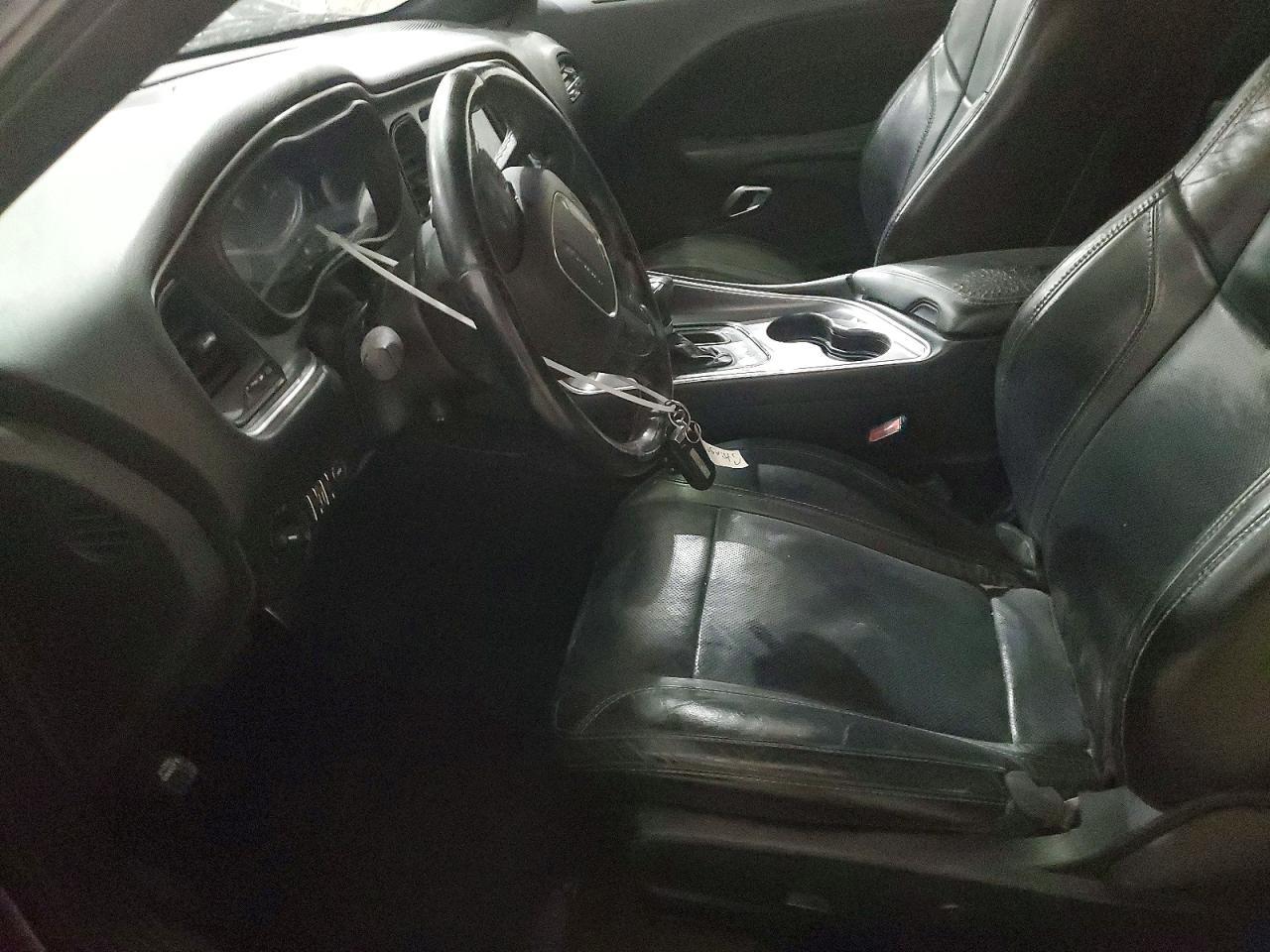 2017 Dodge Challenger Sxt - zdjęcie 7