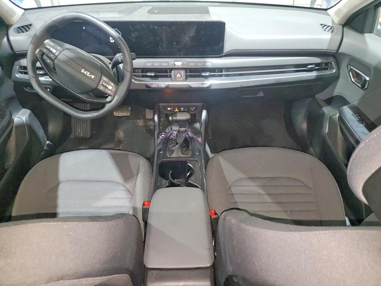 2025 Kia K4 Ex - zdjęcie 8