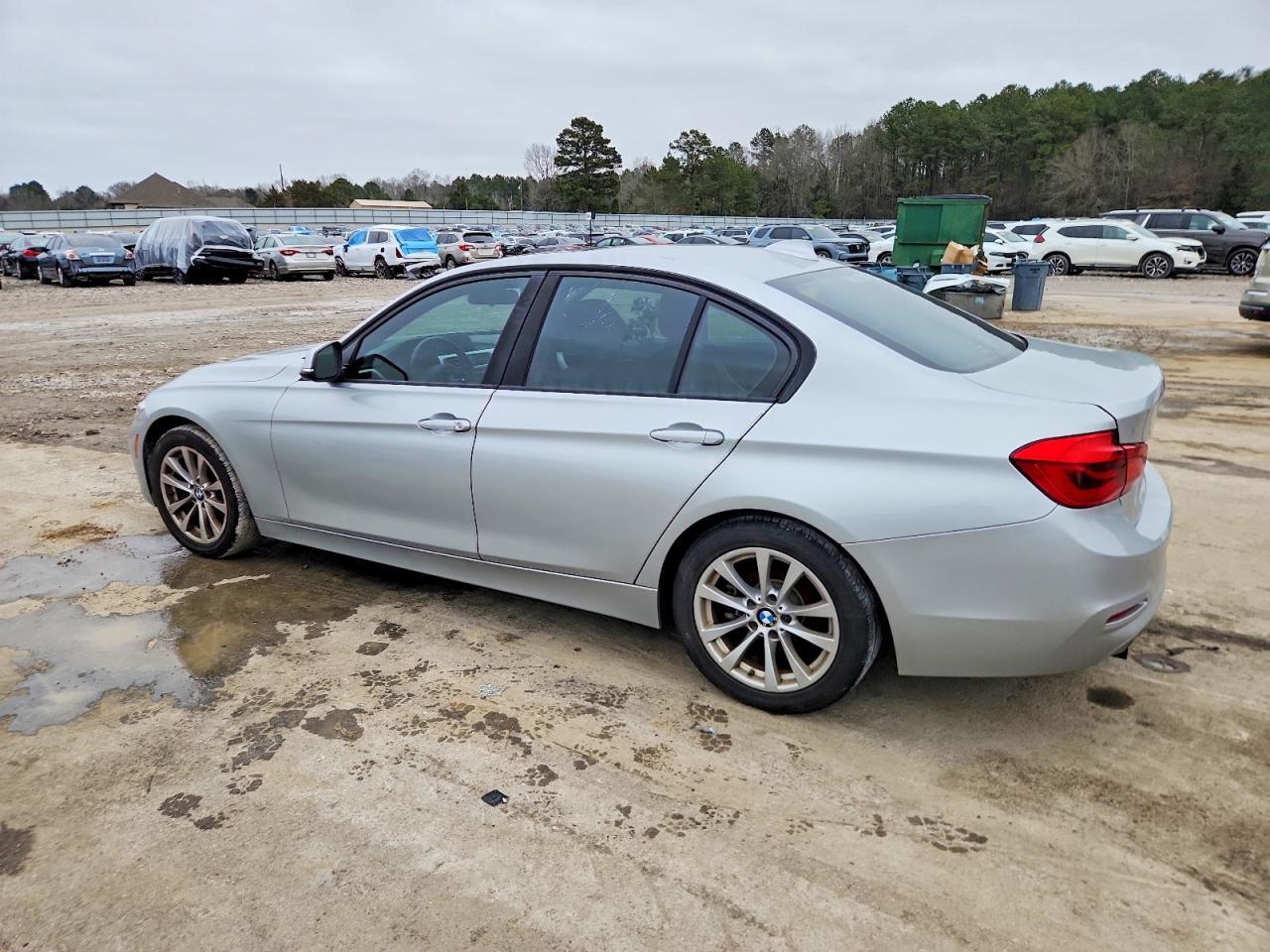 2018 BMW 320 I - zdjęcie 2