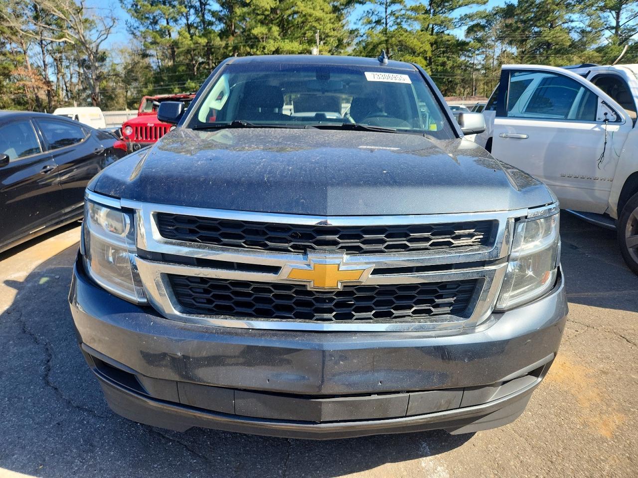 2019 Chevrolet Suburban K1500 Ls - zdjęcie 5