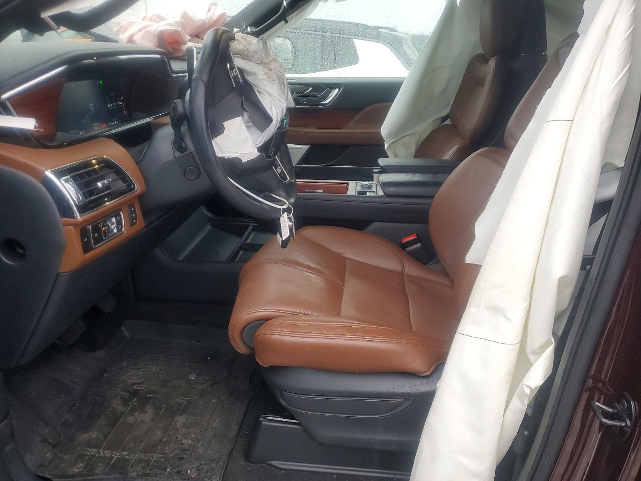 2024 Lincoln Navigator Reserve - zdjęcie 7