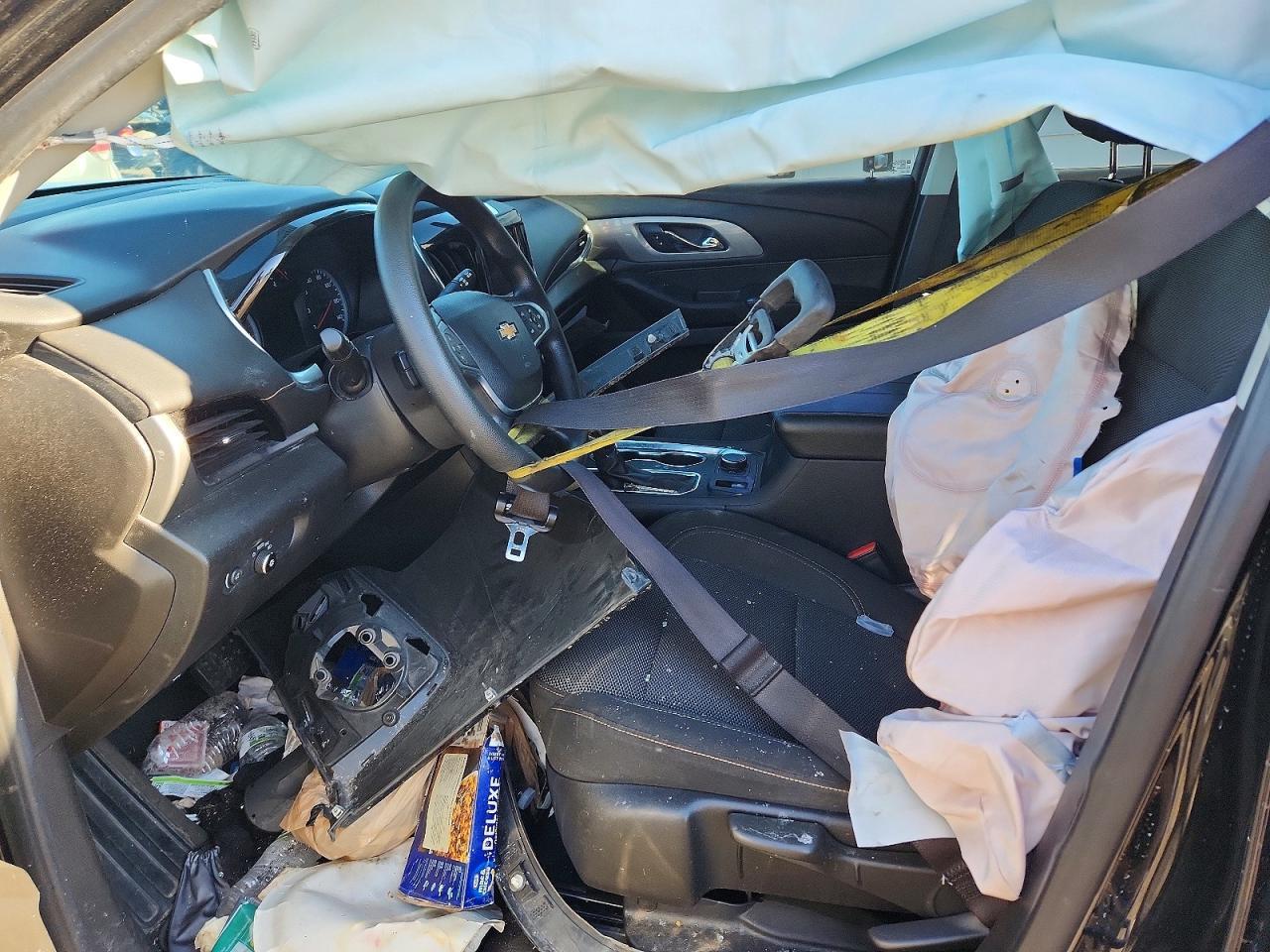 2021 Chevrolet Traverse Ls - zdjęcie 7