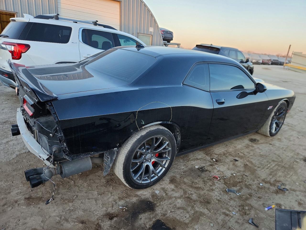 2016 Dodge Challenger Srt 392 - zdjęcie 3