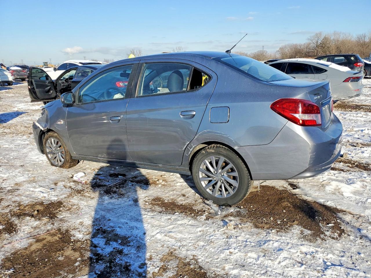2019 Mitsubishi Mirage G4 Es - zdjęcie 2