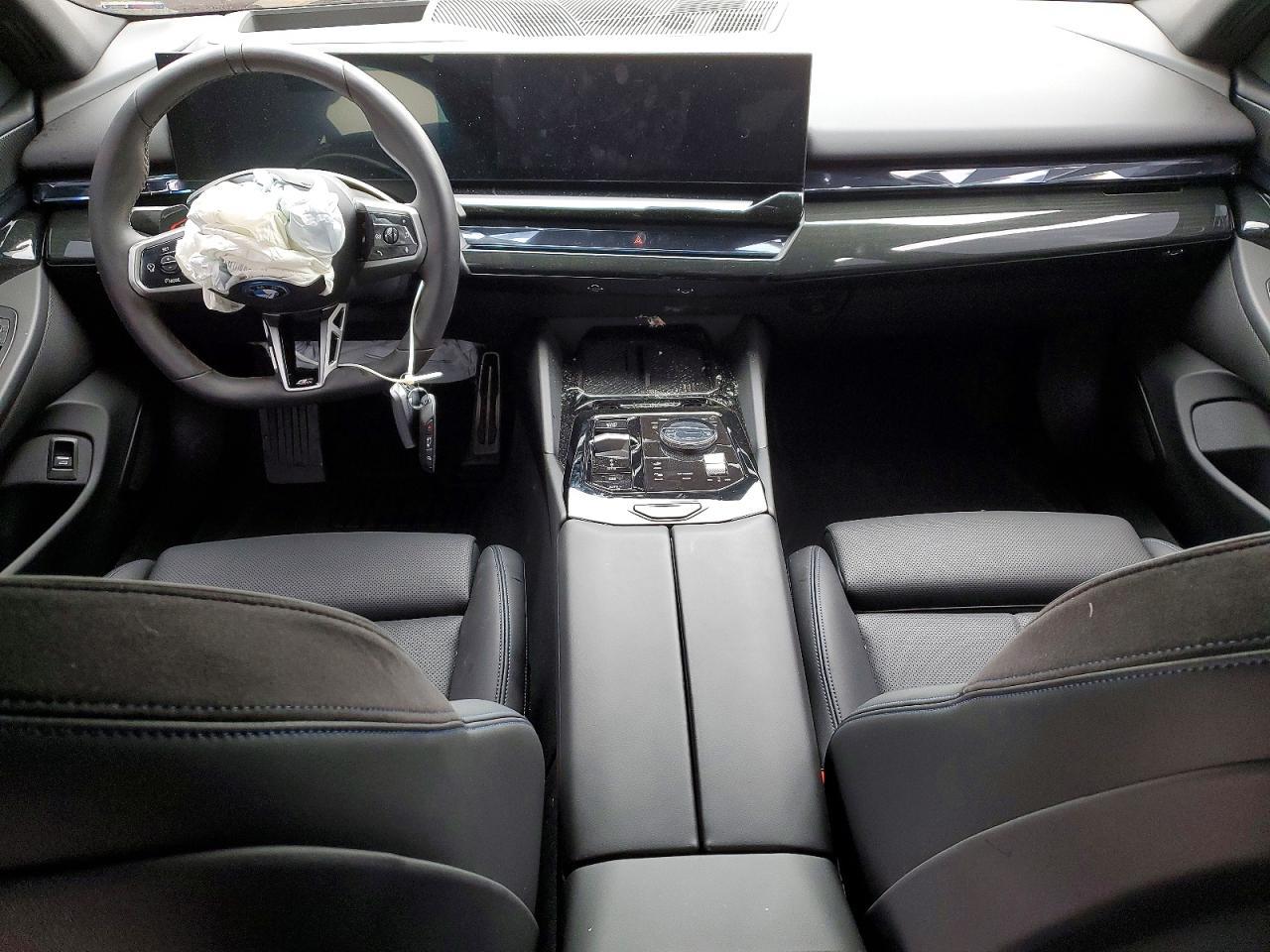 2025 BMW I5 xDrive 40 - zdjęcie 8