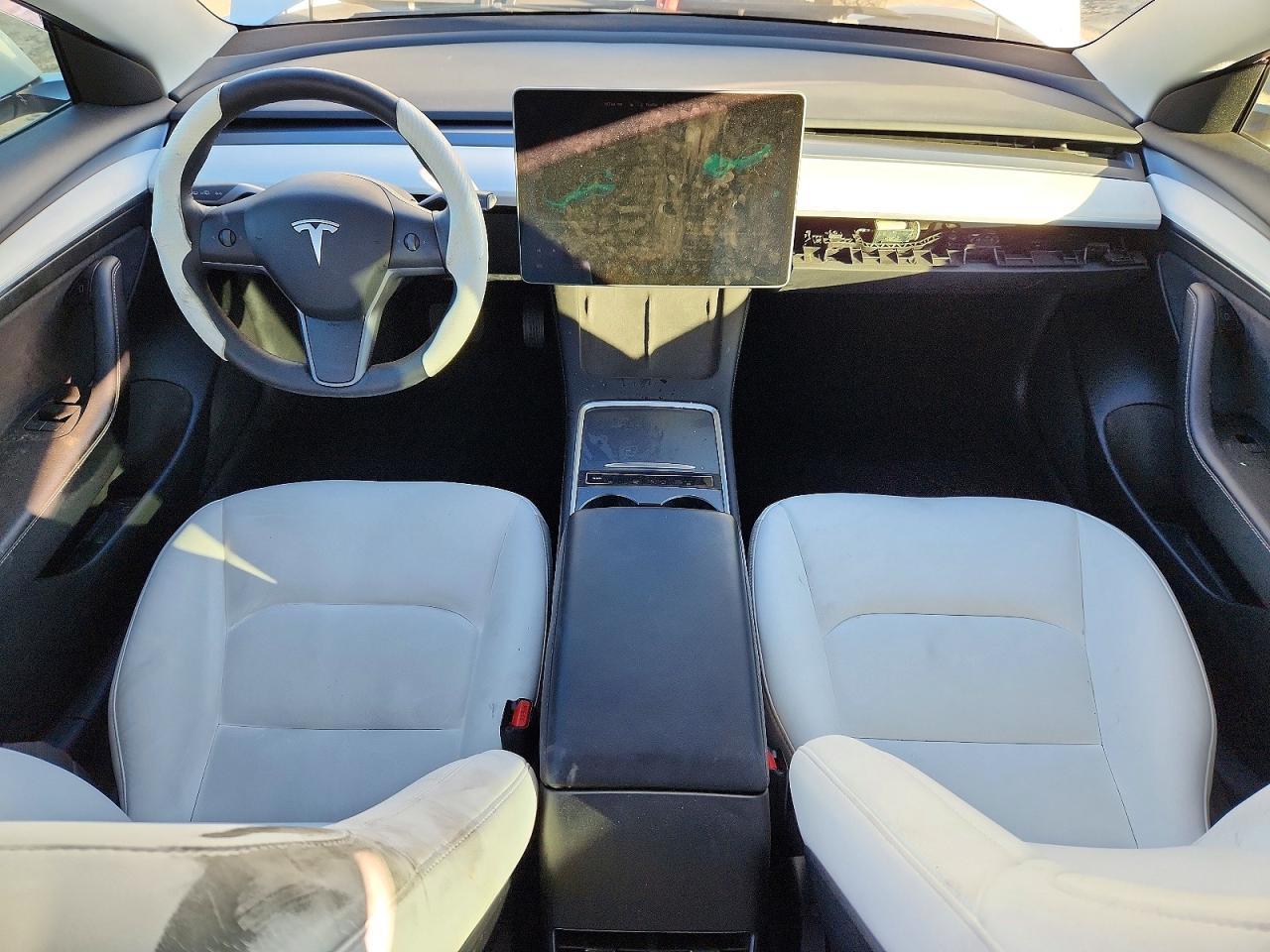 2023 Tesla Model 3 - zdjęcie 8