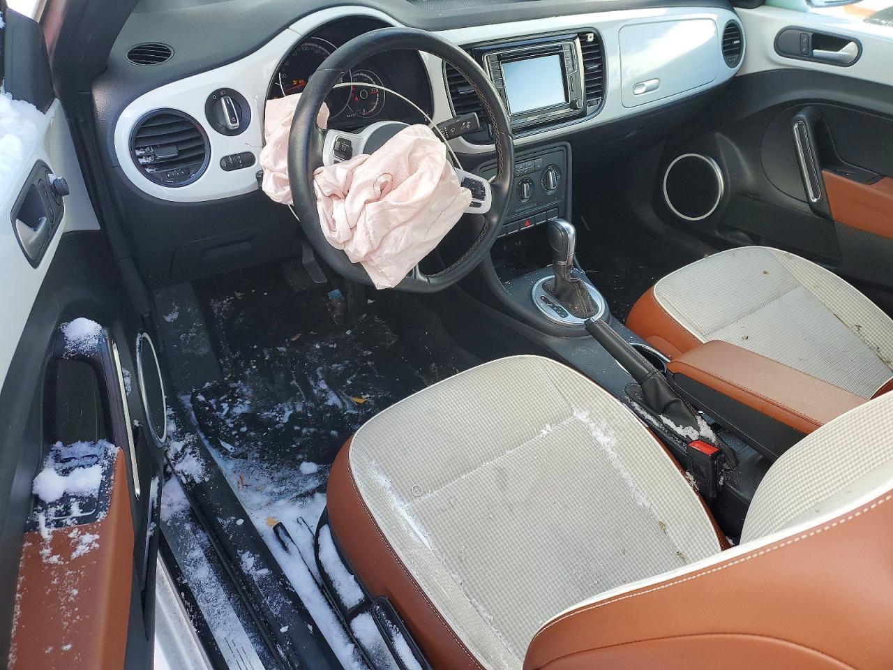 2016 Volkswagen Beetle Se - zdjęcie 8