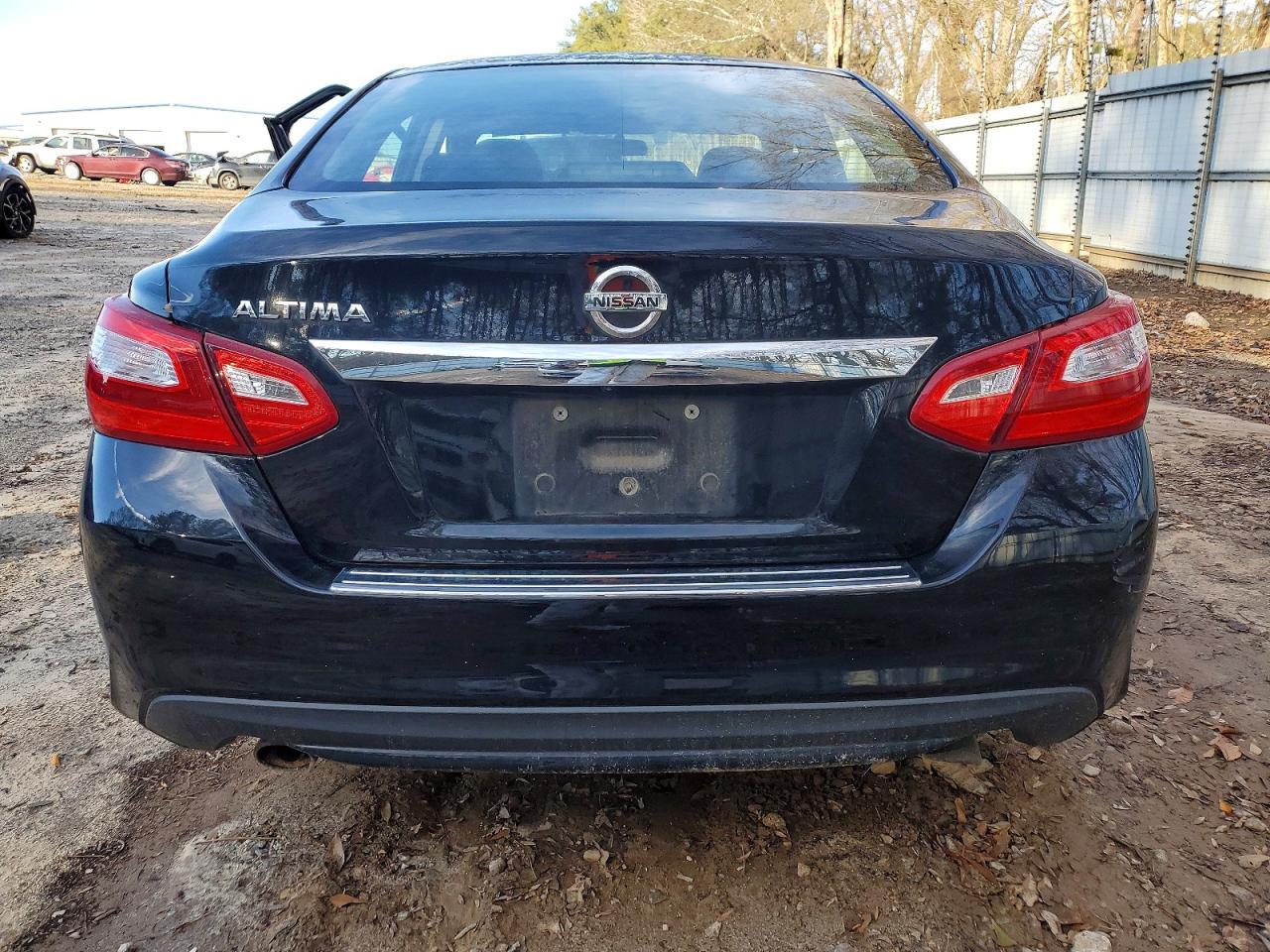 2017 Nissan Altima 2.5 - zdjęcie 6