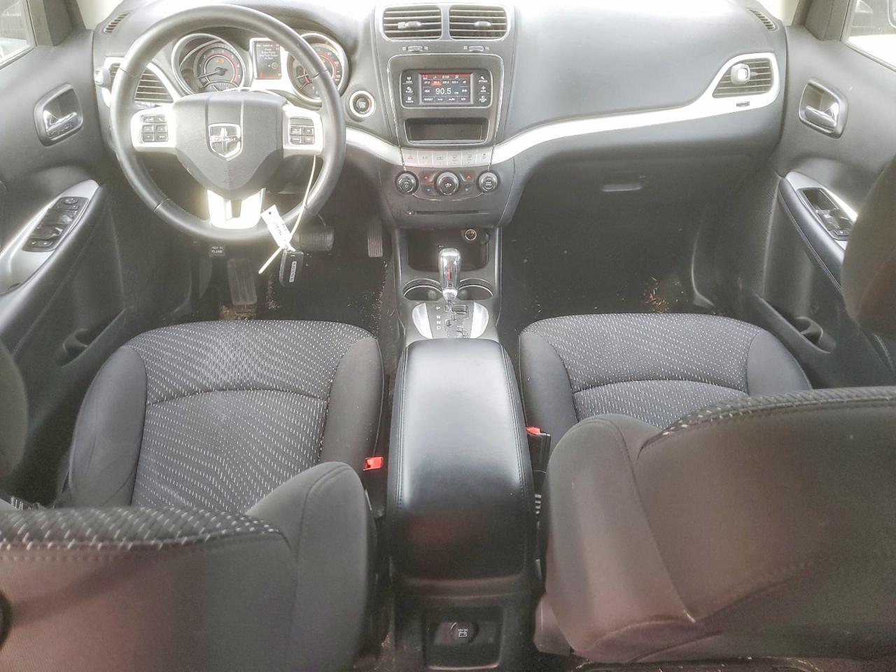 2017 Dodge Journey Crossroad - zdjęcie 8