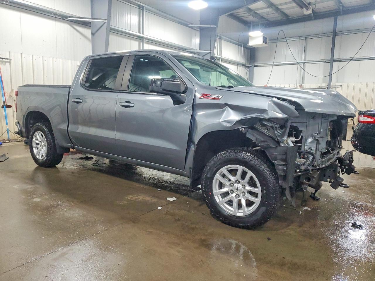 2021 Chevrolet Silverado K1500 Rst - zdjęcie 4