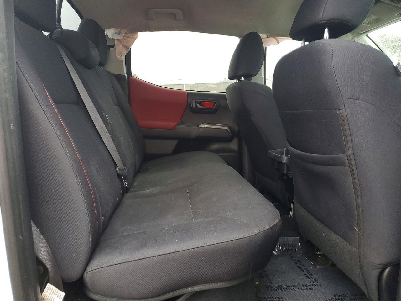 2019 Toyota Tacoma Double Cab - zdjęcie 10