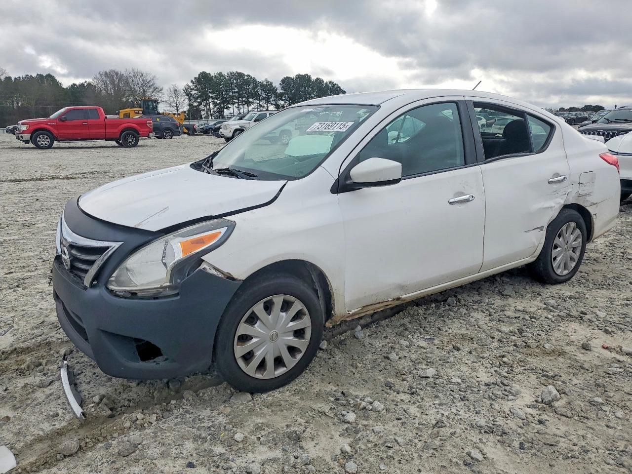 2019 Nissan Versa Sv - zdjęcie główne