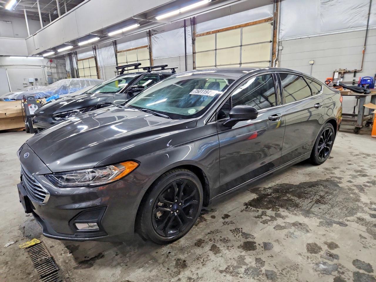 2019 Ford Fusion Se - zdjęcie główne