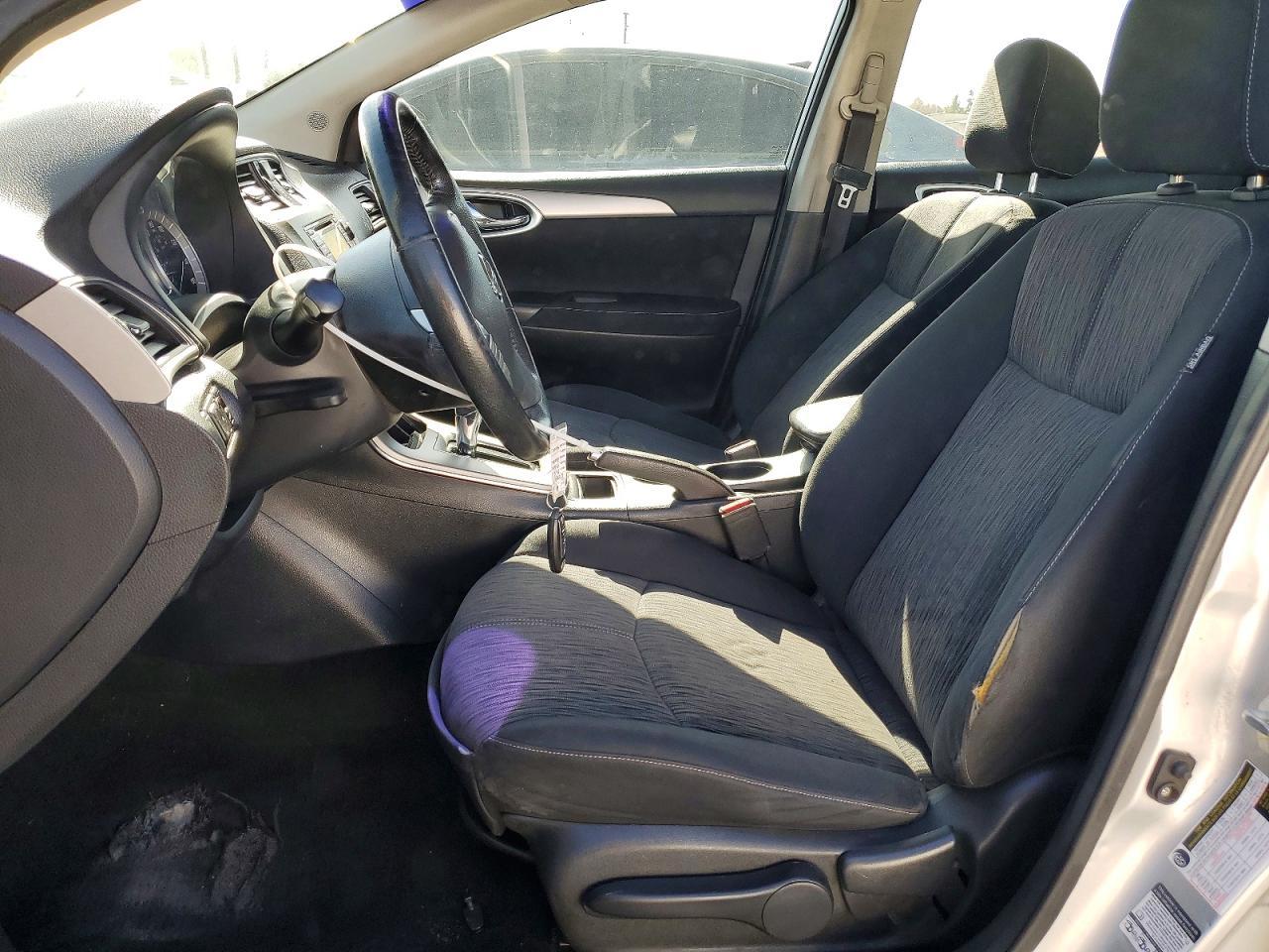 2015 Nissan Sentra S - zdjęcie 7