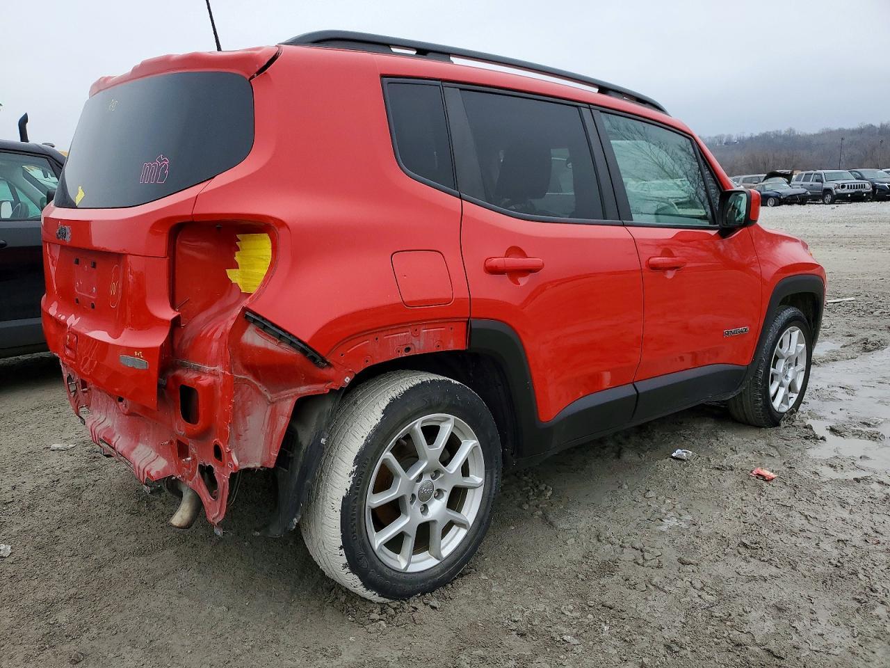 2019 Jeep Renegade Latitude - zdjęcie 3