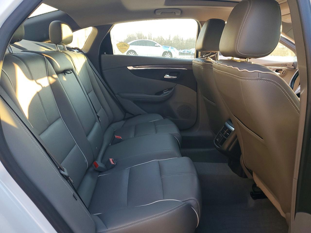 2017 Chevrolet Impala Premier - zdjęcie 10