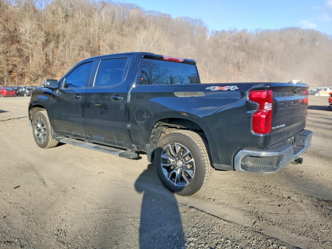 2022 Chevrolet Silverado K1500 Lt-L - zdjęcie 2