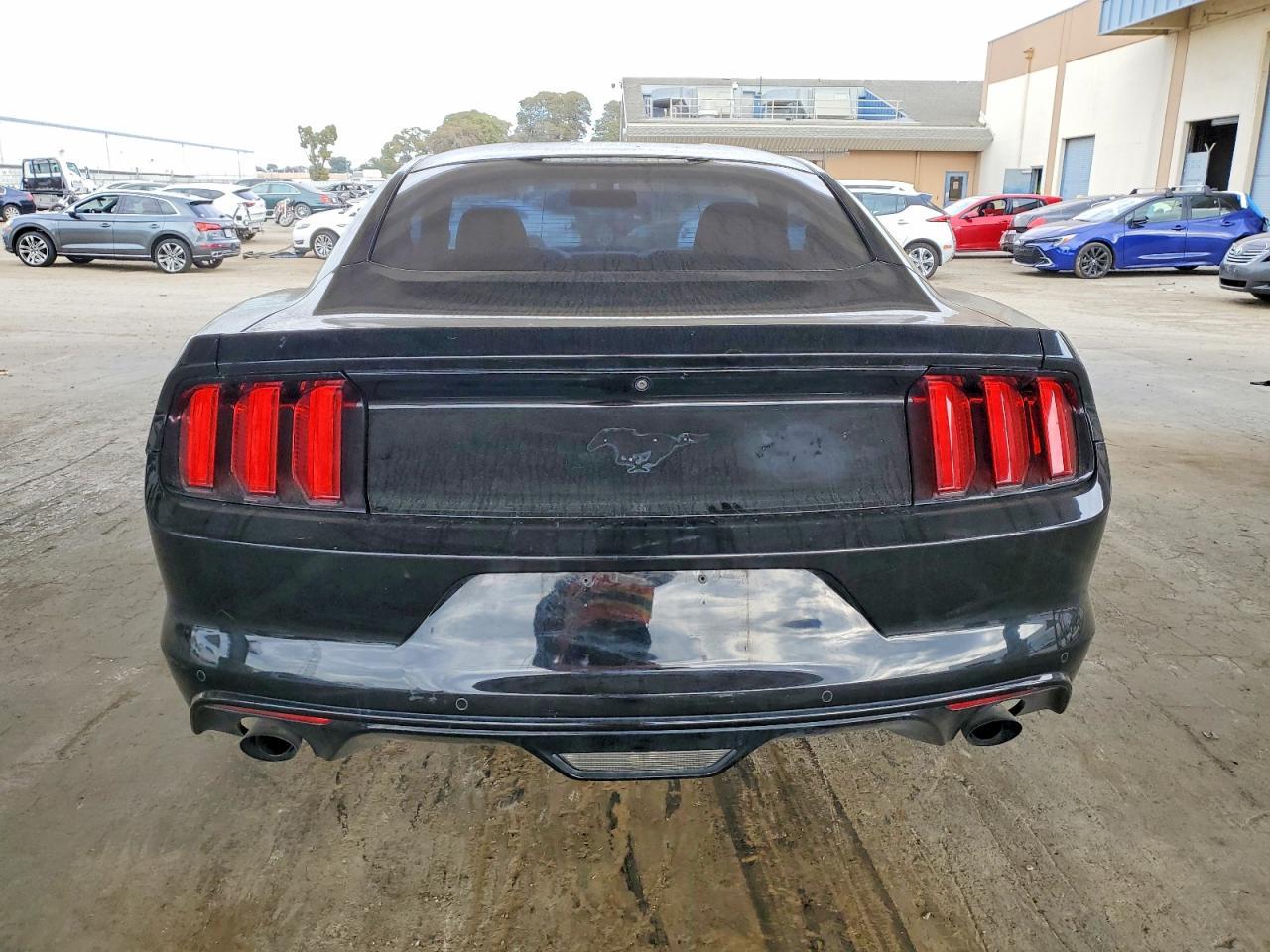 2016 Ford Mustang - zdjęcie 6