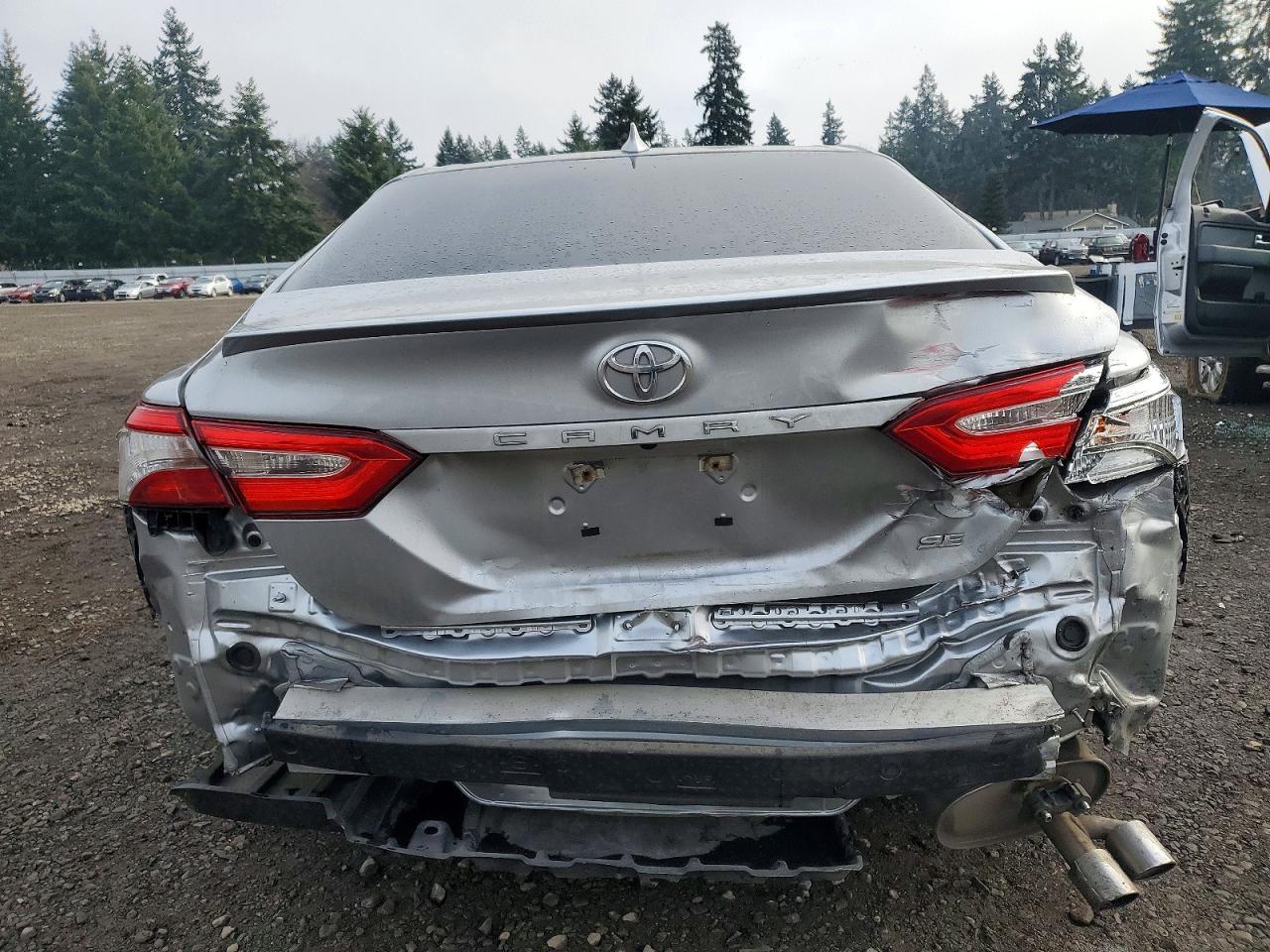 2019 Toyota Camry Se - zdjęcie 6