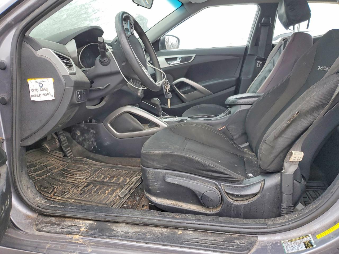 2016 Hyundai Veloster - zdjęcie 7