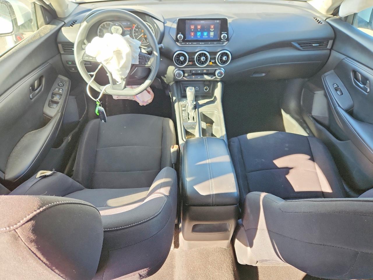 2024 Nissan Sentra S - zdjęcie 8