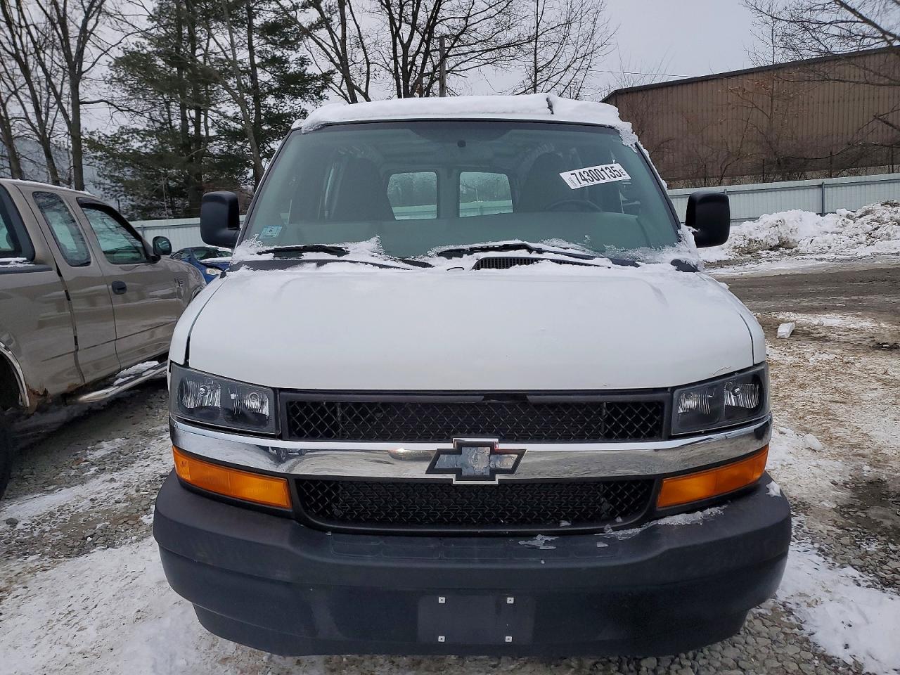 2018 Chevrolet Express 2500 Delivery Van - zdjęcie 5