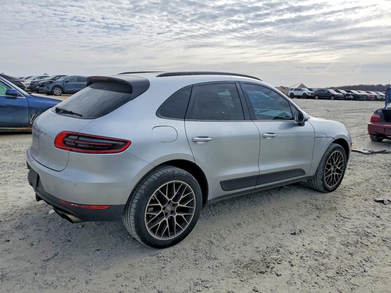 2015 Porsche Macan S - zdjęcie 3
