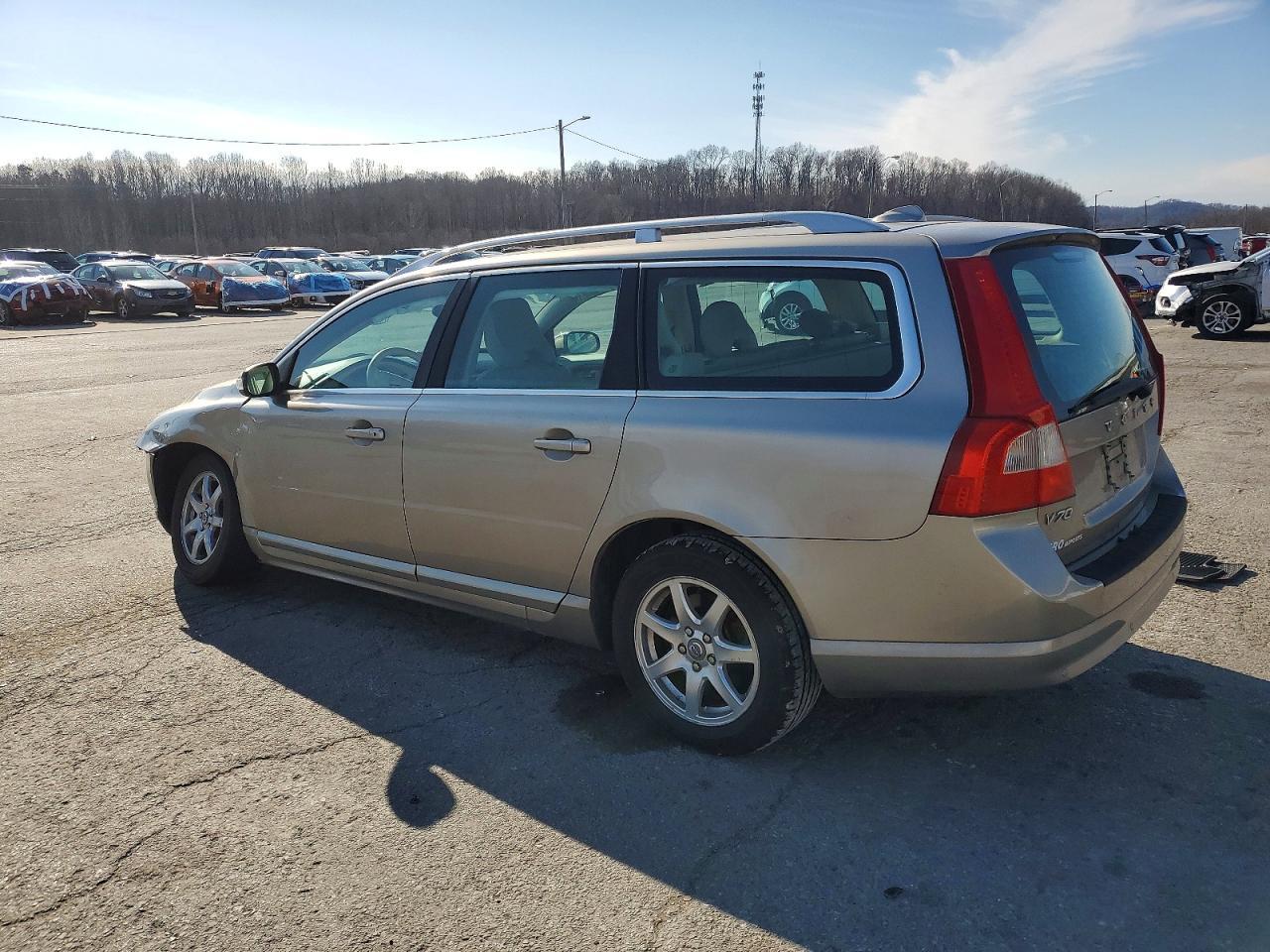 2017 Volvo V70 3.2 - zdjęcie 2