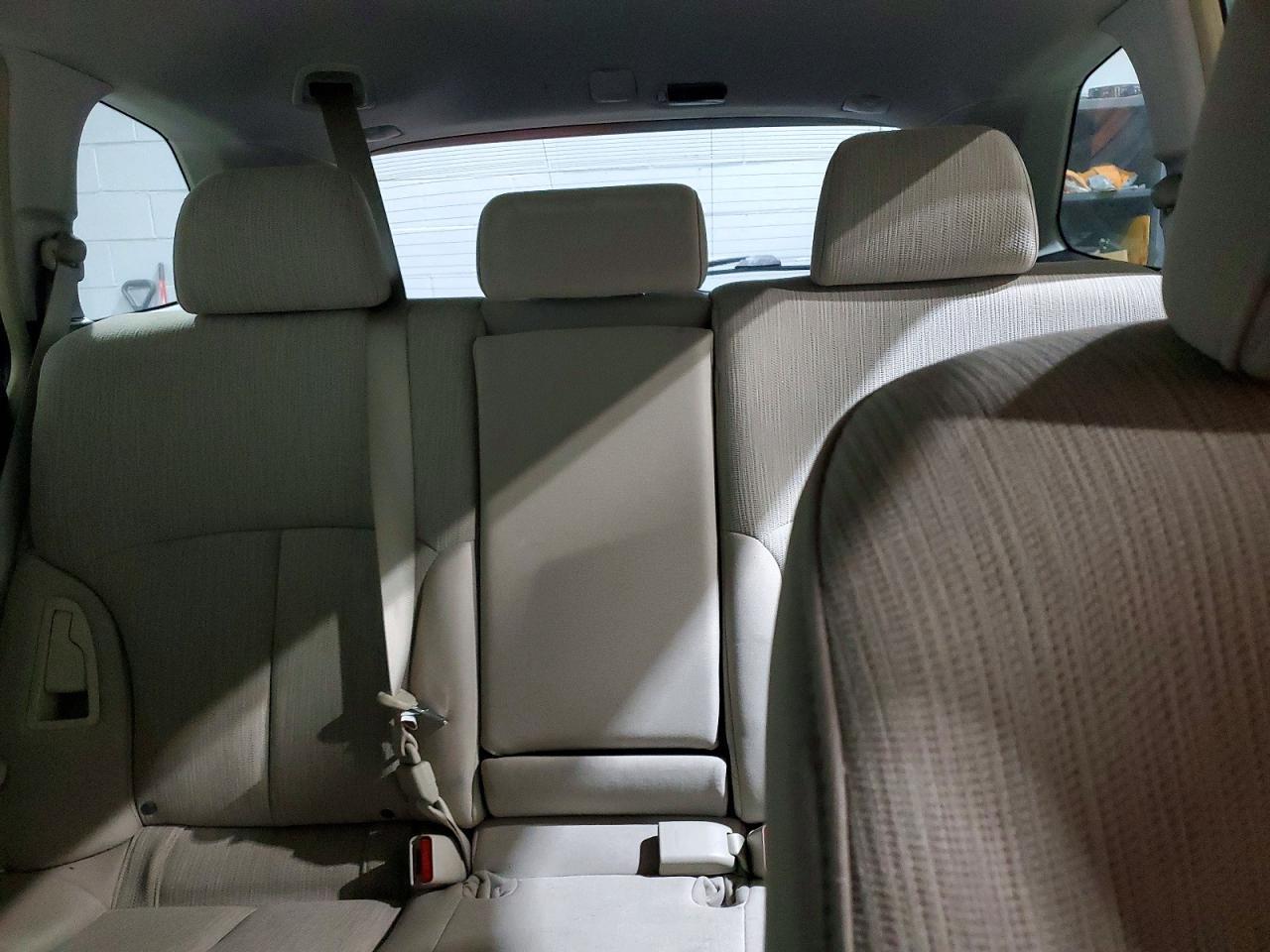 2013 Subaru Outback 2.5I - zdjęcie 10
