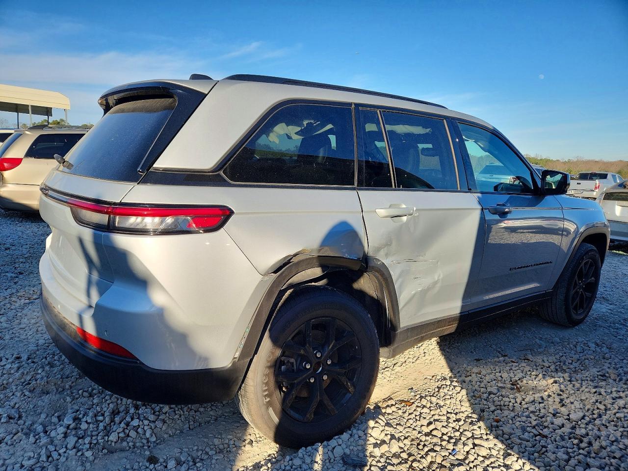 2024 Jeep Grand Cherokee Laredo - zdjęcie 3