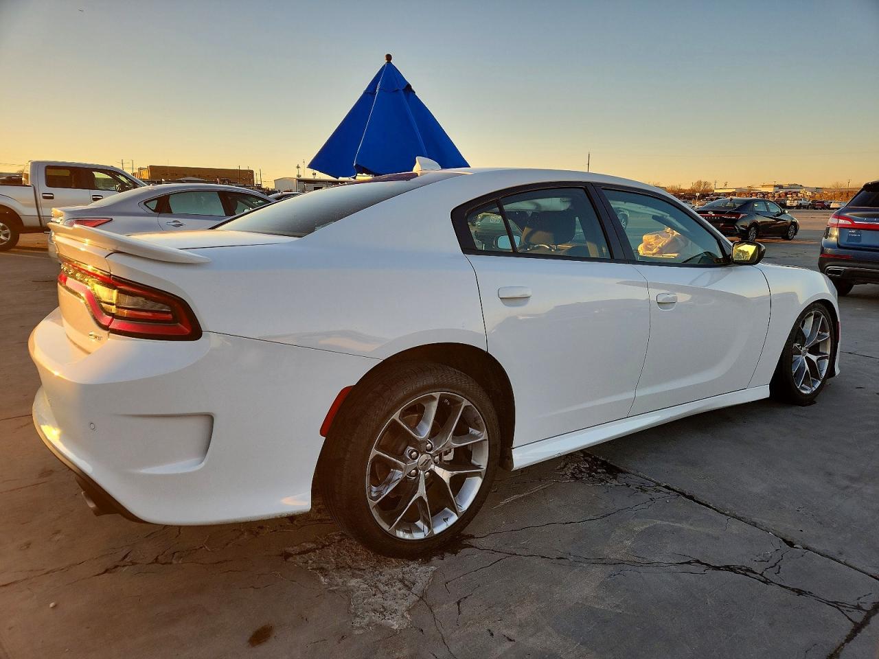 2023 Dodge Charger Gt - zdjęcie 3