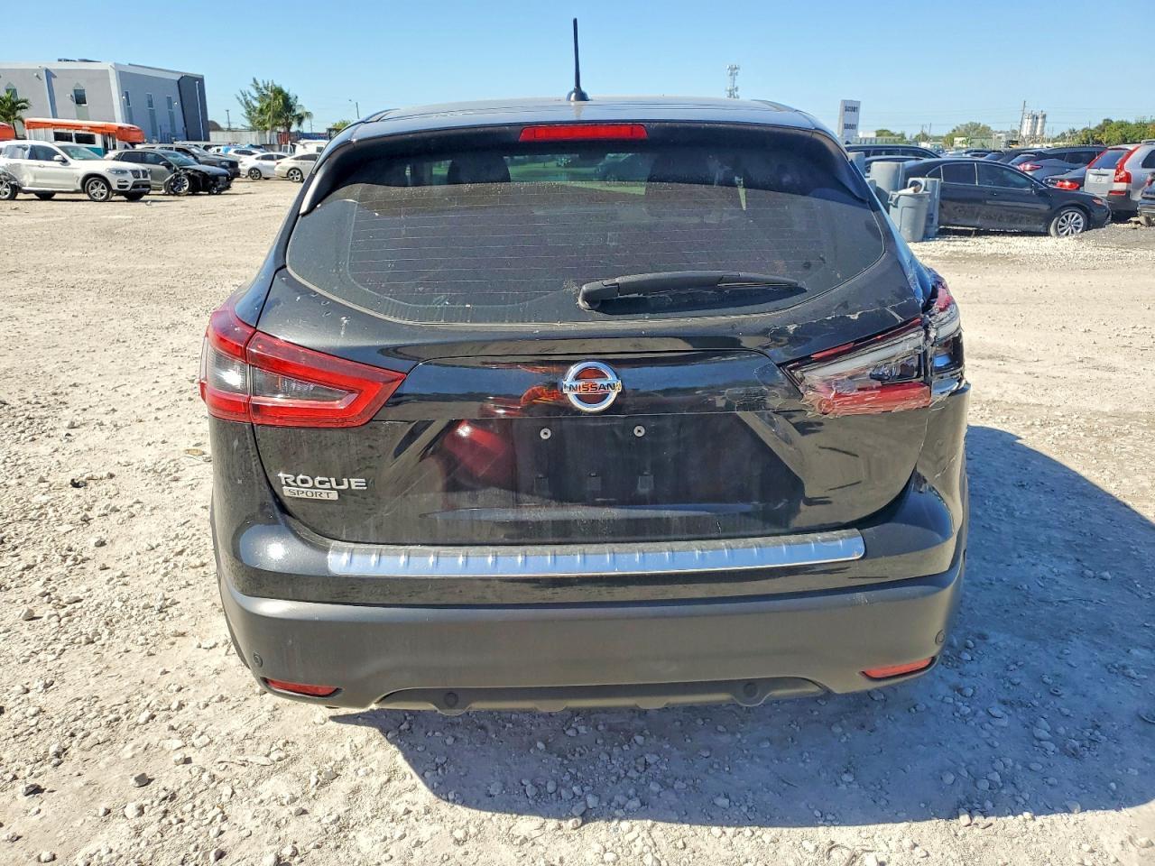 2020 Nissan Rogue Sport S - zdjęcie 6