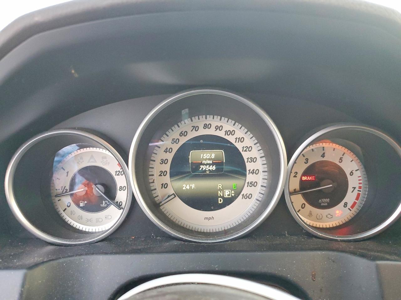 2016 Mercedes-Benz E 400 - zdjęcie 9